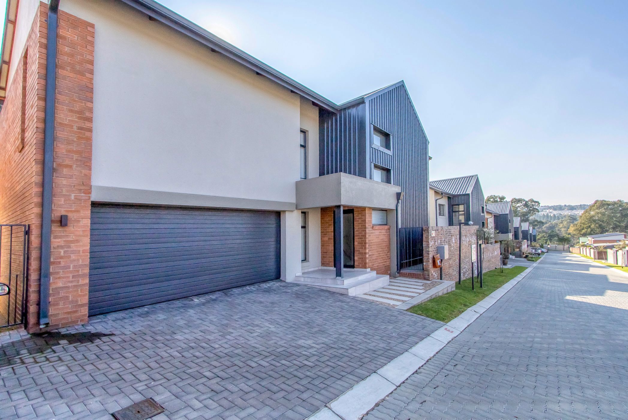 House to rent in Carlswald - MDL1742873