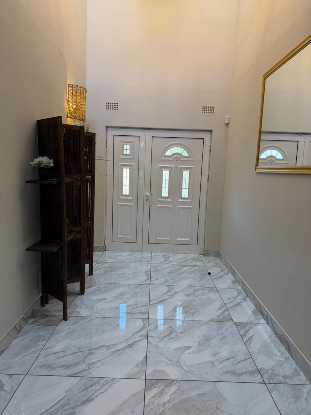 House for sale in Gaborone, Botswana - 3BO1742885 House for sale in Gaborone, Botswana - 3BO1742885