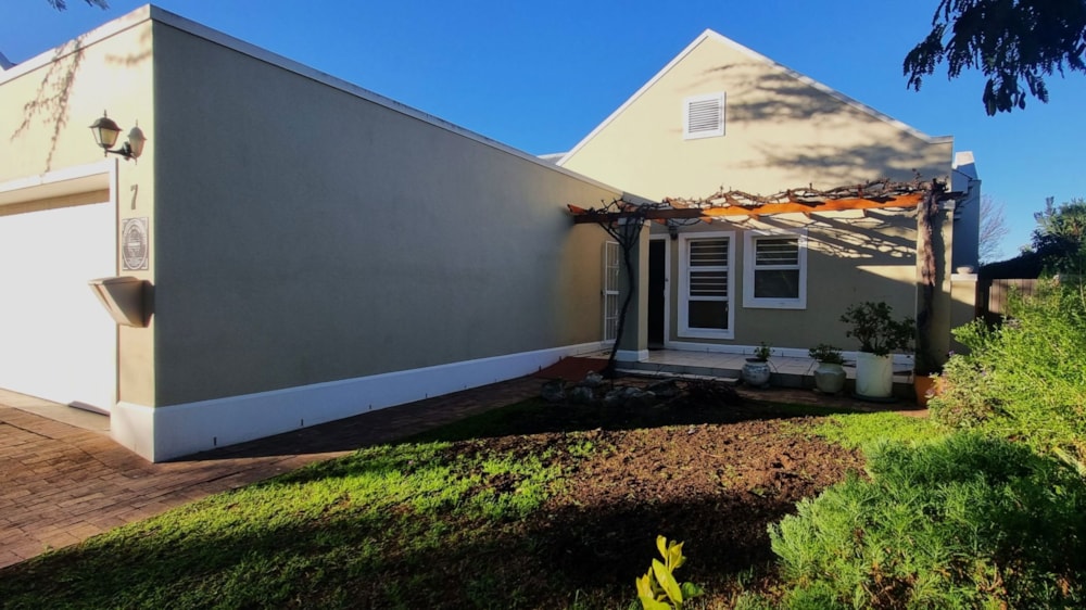 Security estate home for sale in Robertson - ROB1742925
