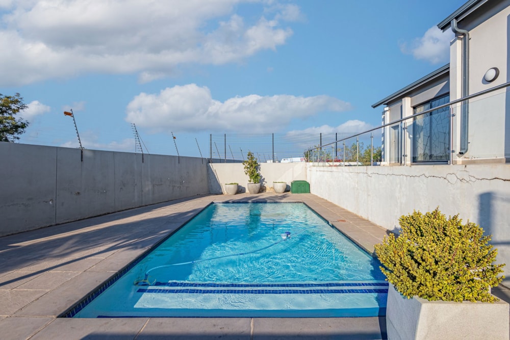 Apartment for sale in Midridge Park  - MR1742938
