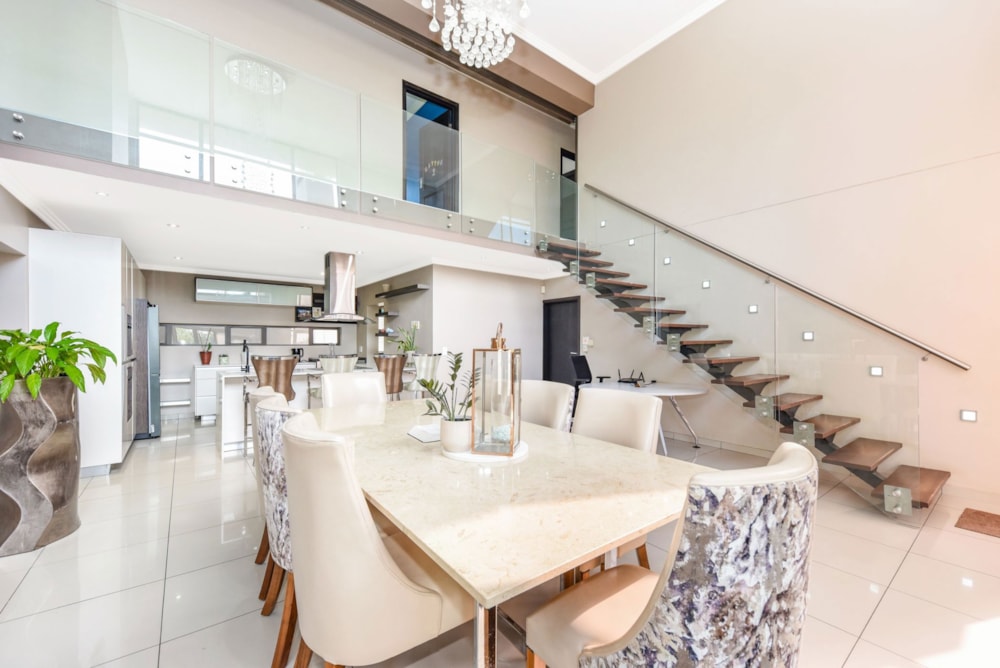 Double-storey house to rent in Fourways Area - FYL1742964 Double-storey house to rent in Fourways Area - FYL1742964