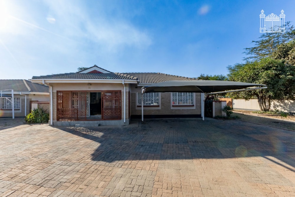 Cluster for sale in Waterfalls, Zimbabwe - 3ZB1743015