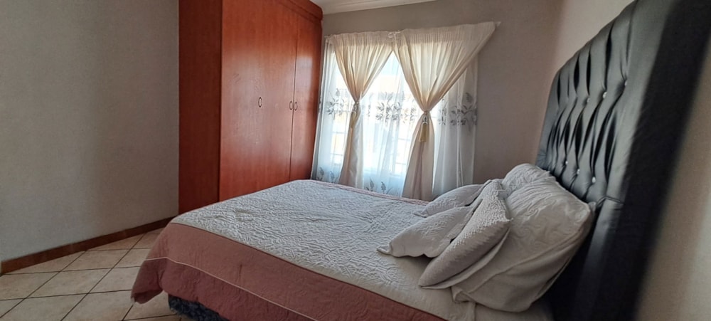 Apartment for sale in Middelburg Central (Mpumalanga Central) - 1MD1743010 Apartment for sale in Middelburg Central (Mpumalanga Central) - 1MD1743010