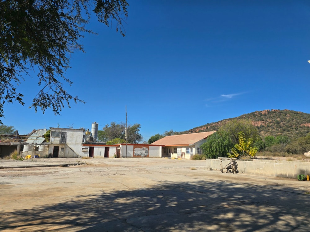 Commercial industrial property for sale in Kgale, Botswana - 3BO1743105 Commercial industrial property for sale in Kgale, Botswana - 3BO1743105