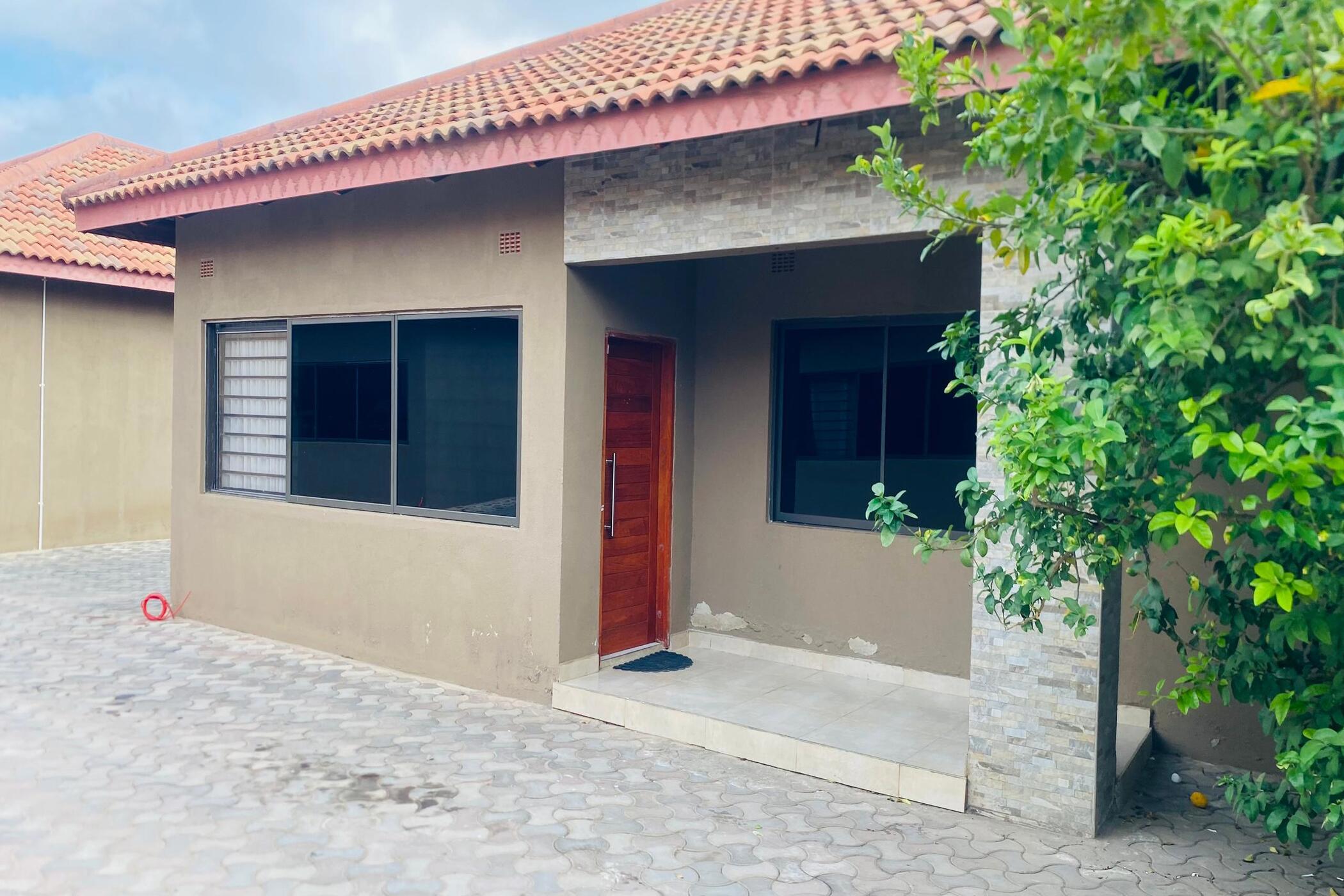 Apartment to rent in Meanwood, Zambia - 3ZA1743079