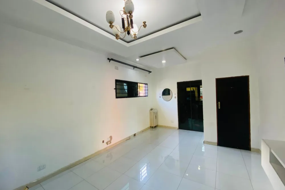 Apartment to rent in Meanwood, Zambia - 3ZA1743079