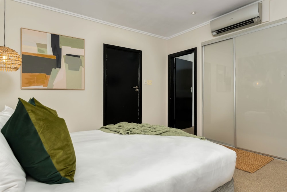 Guesthouse for sale in Green Point, Cape Town - PGLAG1743091