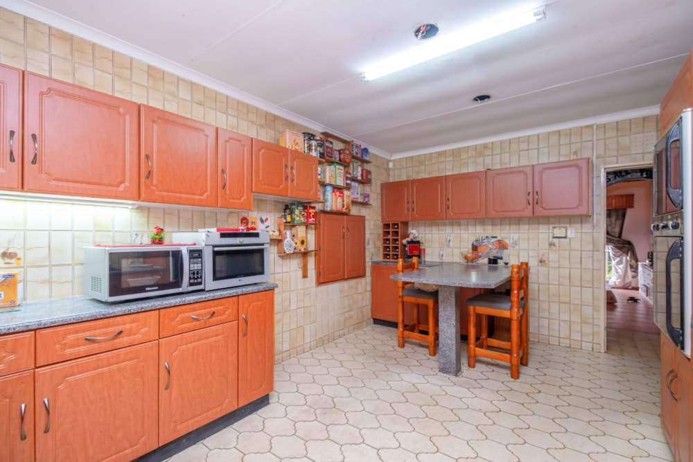 House for sale in Greenhills - 1KR1744135