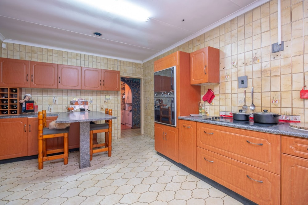House for sale in Greenhills - 1KR1744135