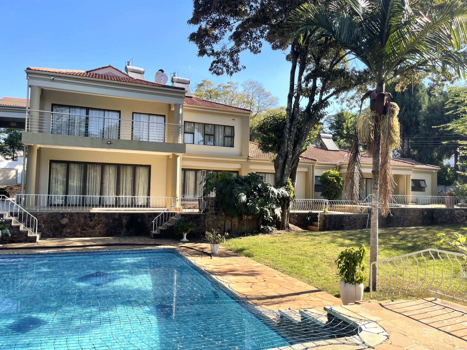 House to rent in Borrowdale, Zimbabwe - 3ZB1743103