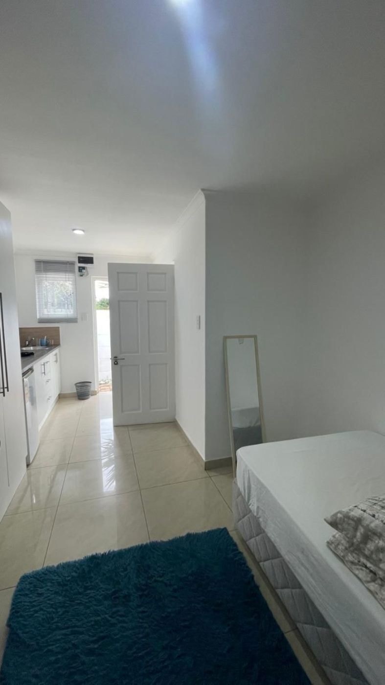 Apartment to rent in Panorama, Parow - 1PLA1743129 Apartment to rent in Panorama, Parow - 1PLA1743129