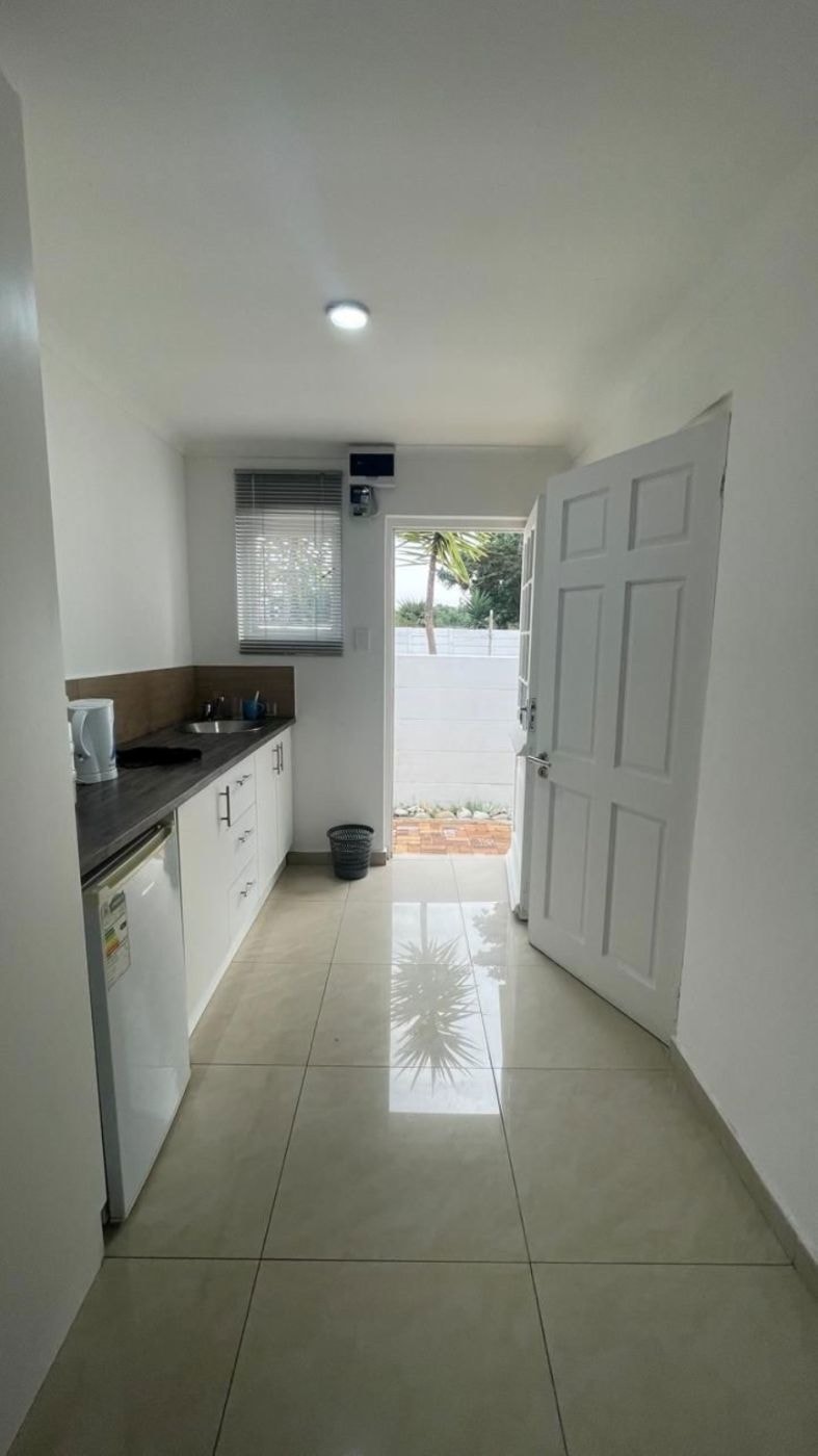 Apartment to rent in Panorama, Parow - 1PLA1743129 Apartment to rent in Panorama, Parow - 1PLA1743129