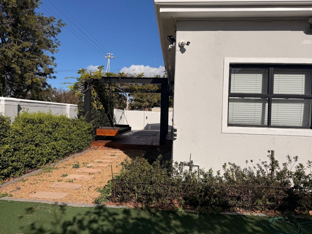House to rent in Claremont, Cape Town - RBL1743135 House to rent in Claremont, Cape Town - RBL1743135