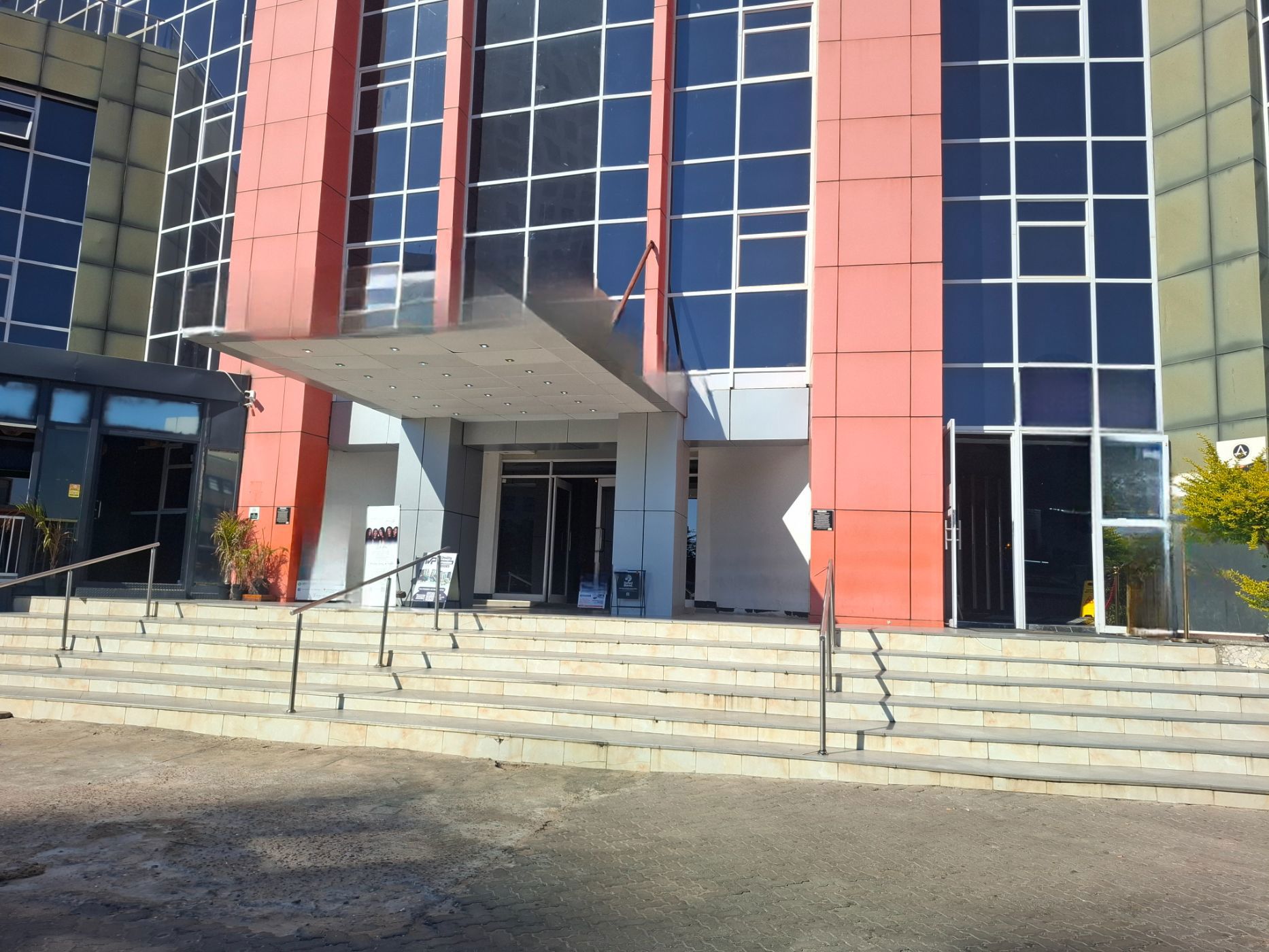 Commercial office to rent in Gaborone CBD, Botswana - 3BO1743221