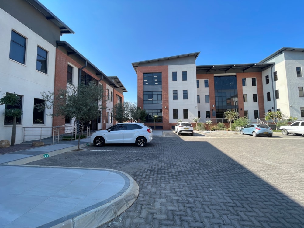 Commercial Building to rent in Setlhoa, Botswana - 3BO1743218 Commercial Building to rent in Setlhoa, Botswana - 3BO1743218
