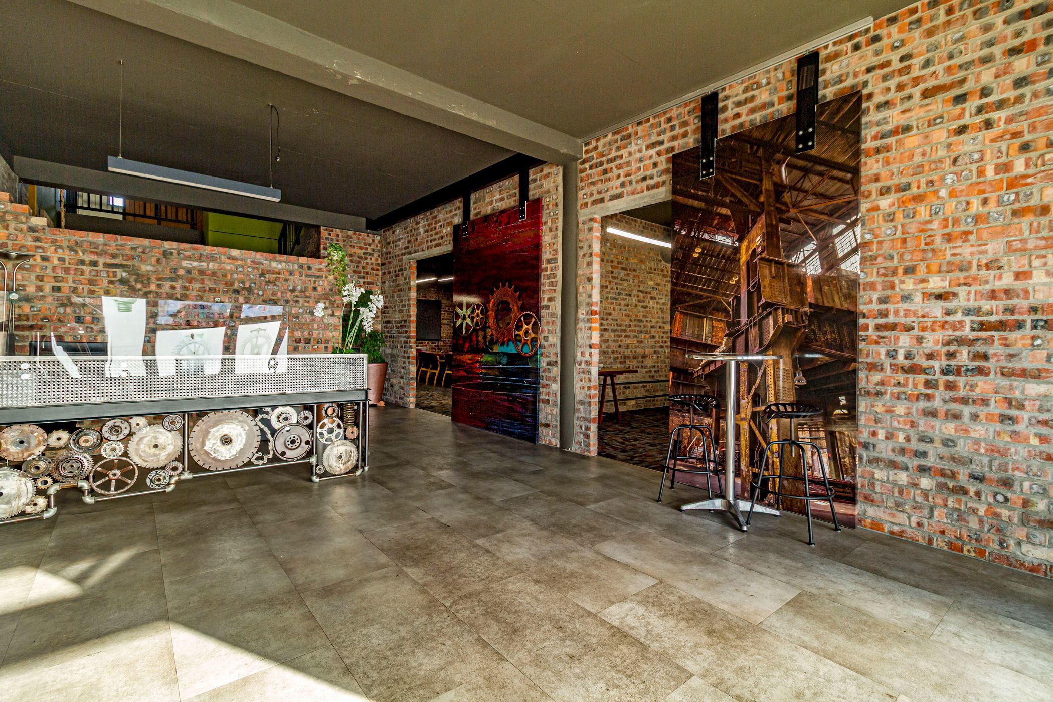 Commercial retail property for sale in Somerset West Mall Triangle - SW1743473