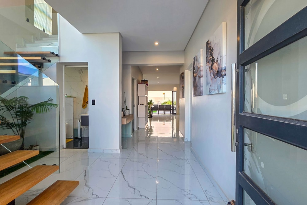 House for sale in Sandown, Blouberg - 1TV1743425 House for sale in Sandown, Blouberg - 1TV1743425