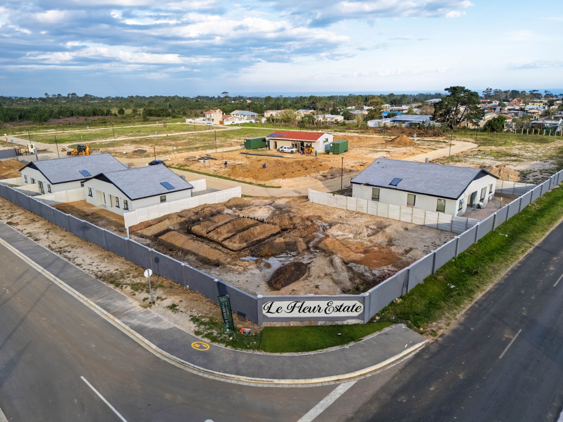 House for sale in Plettenberg Bay - 1KG1743281