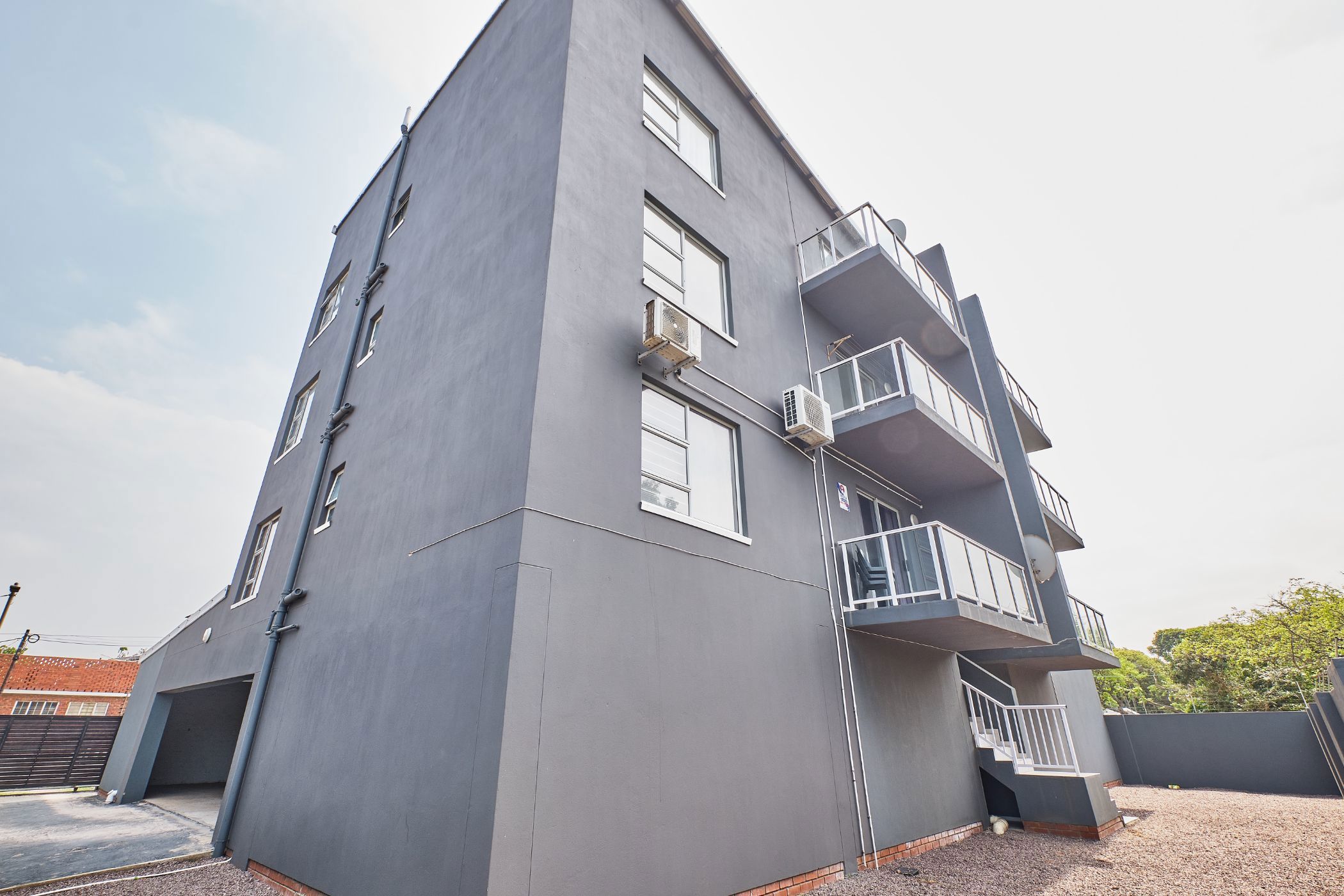 Apartment to rent in Athlone Park - 1WB1743314