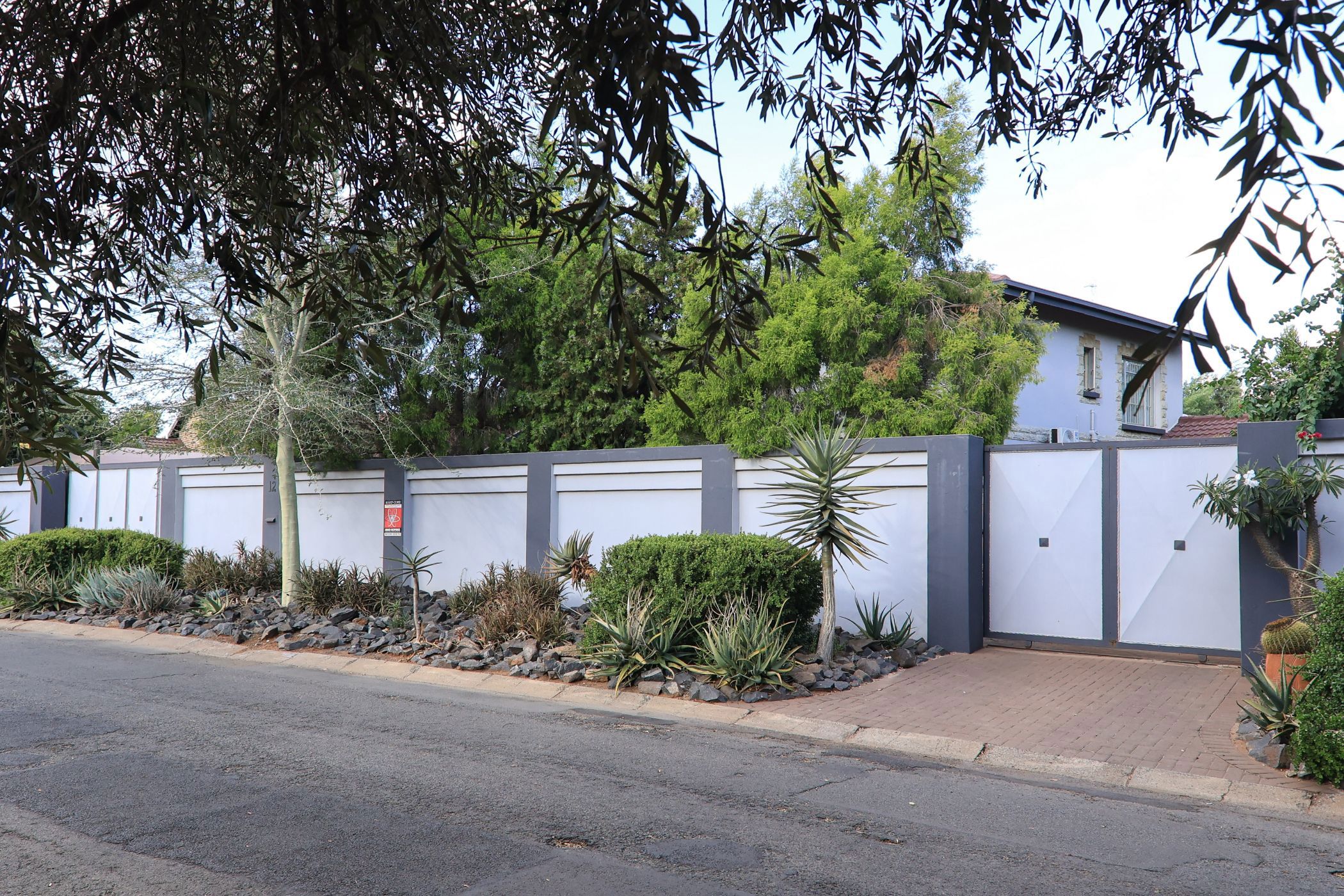 House for sale in Royldene - 1KJ1743419