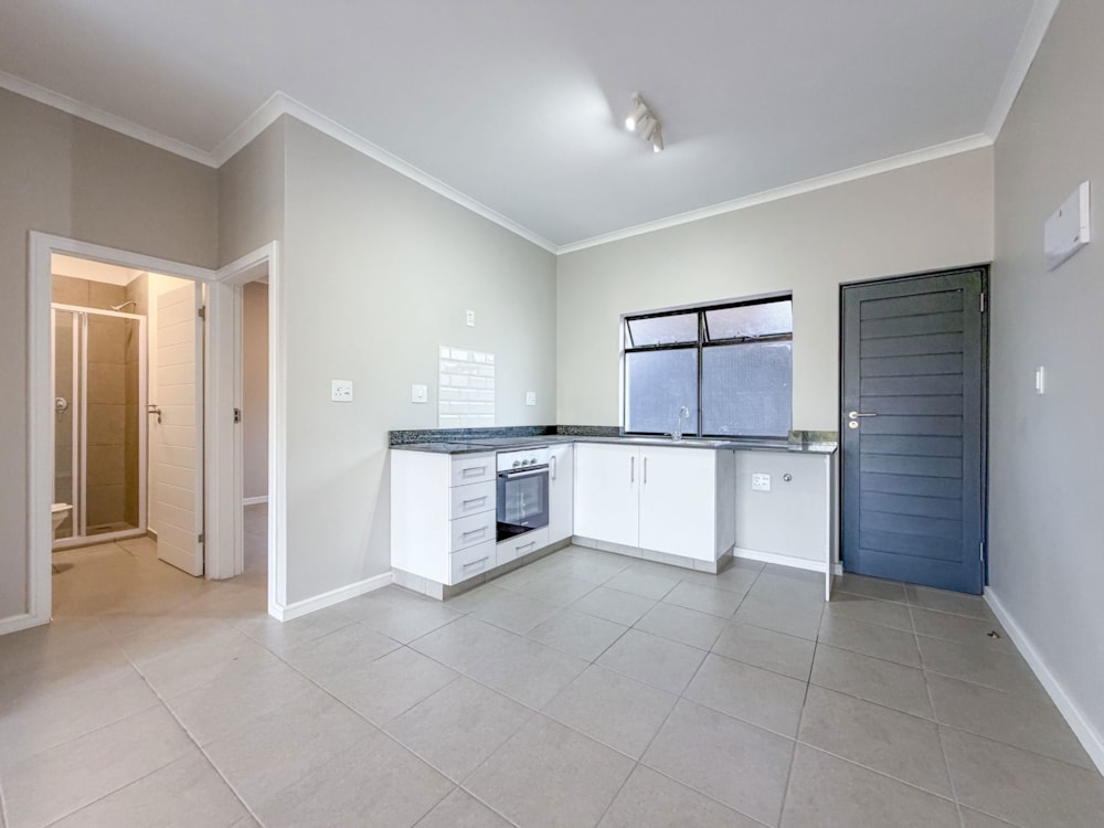 Apartment for sale in Waterfall, Upper Highway - 1KF1743393 Apartment for sale in Waterfall, Upper Highway - 1KF1743393