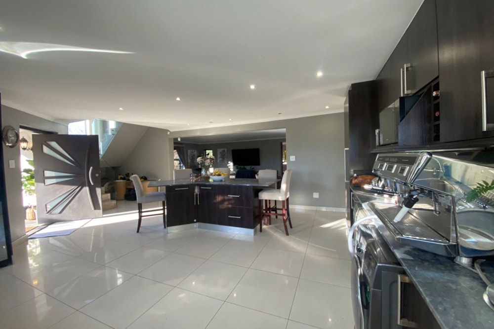 Double-storey house for sale in Flamingo Vlei - 1TV1743413