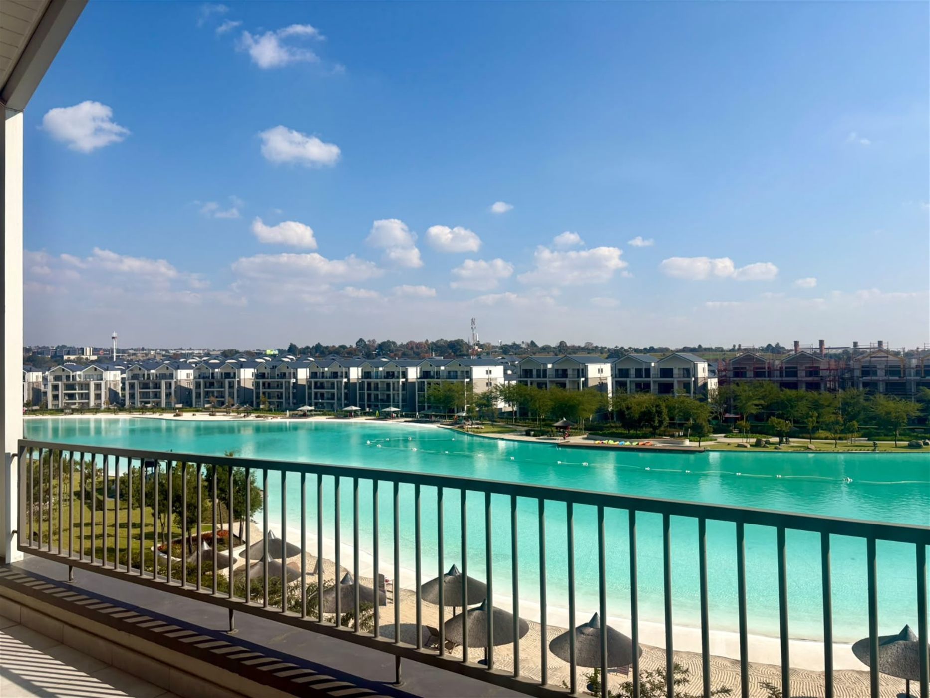 Apartment to rent in Waterfall, Midrand - MDL1743407