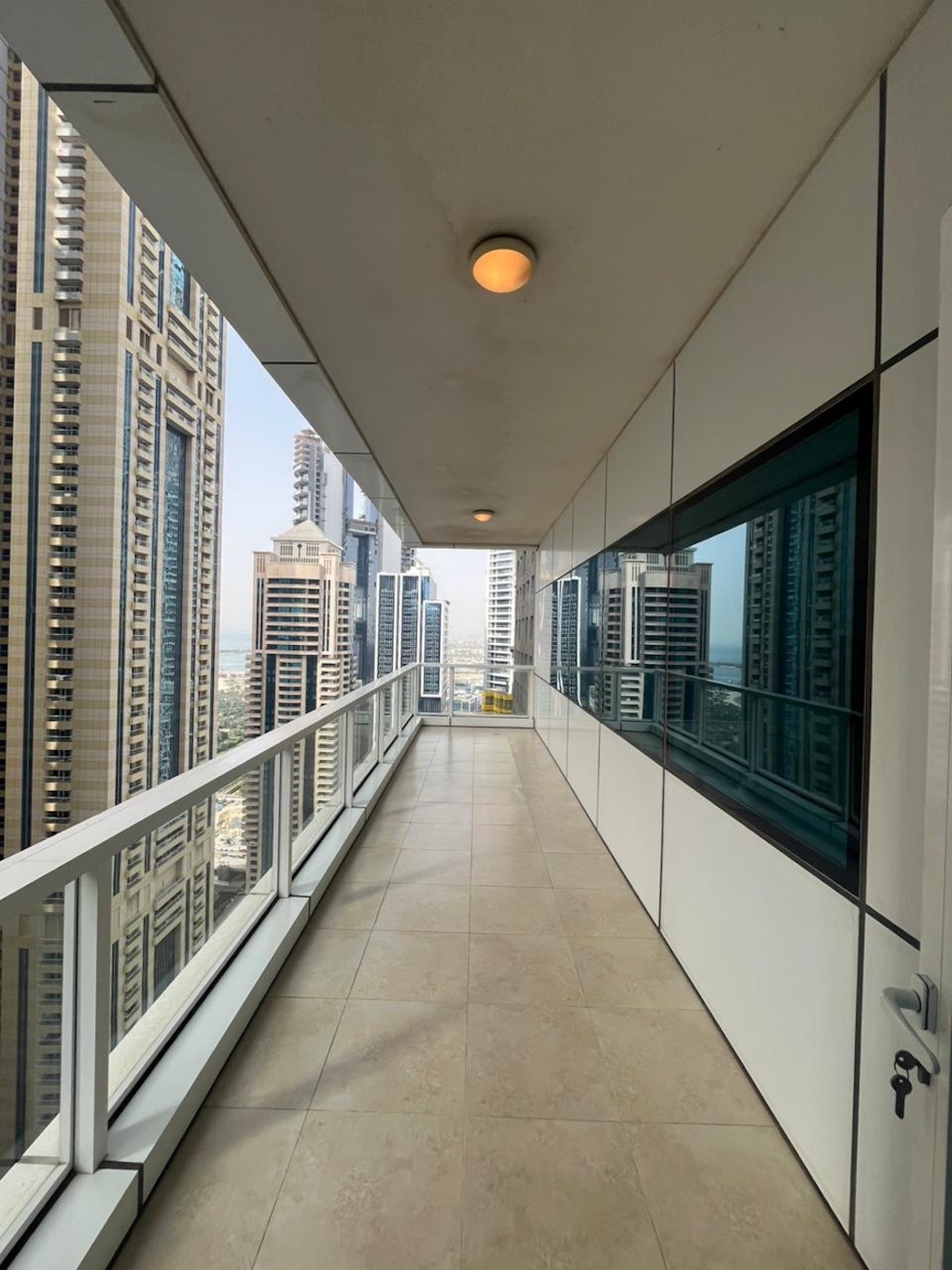 Apartment to rent in Dubai Marina, United Arab Emirates - 5DB1743484