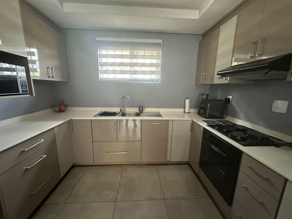 House for sale in Raceway Park - 1BX1743574 House for sale in Raceway Park - 1BX1743574