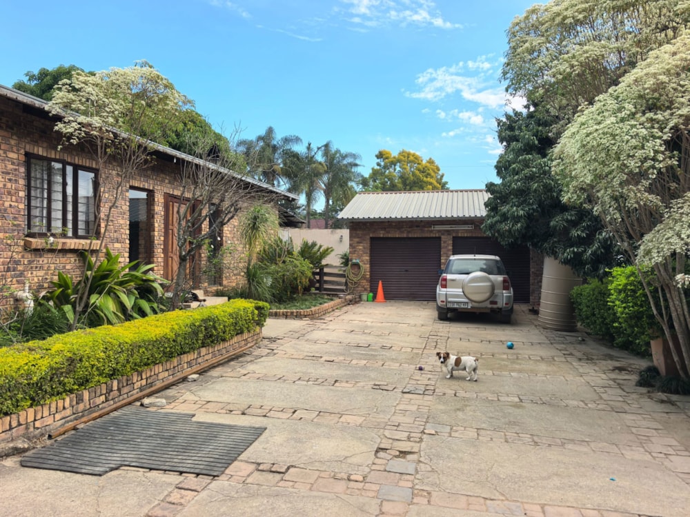 Smallholding for sale in Mbombela Rural (Nelspruit Rural) - 1NS1743523