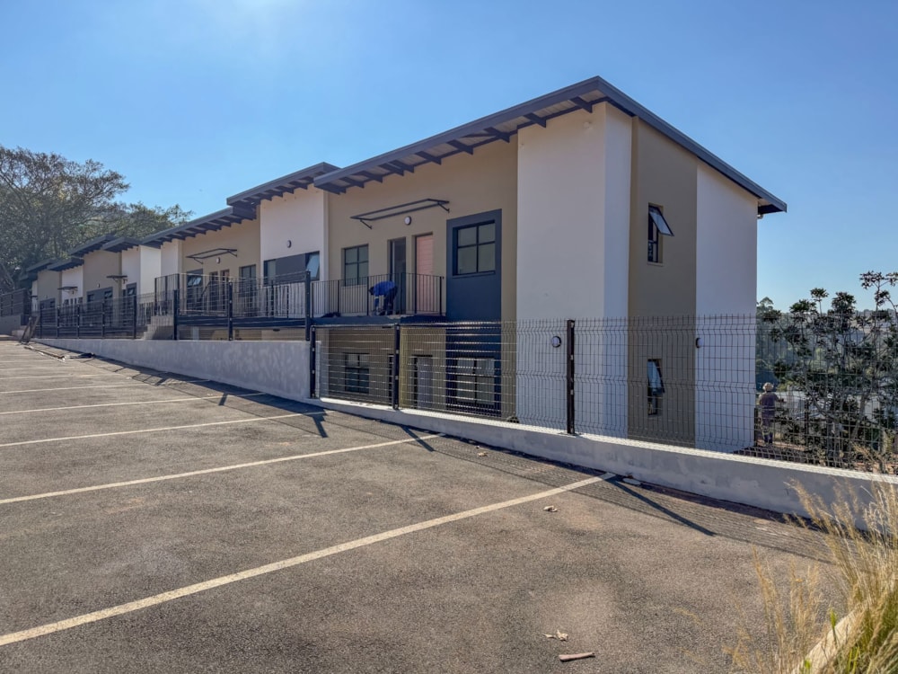 Apartment for sale in Waterfall, Upper Highway - 1KF1743519