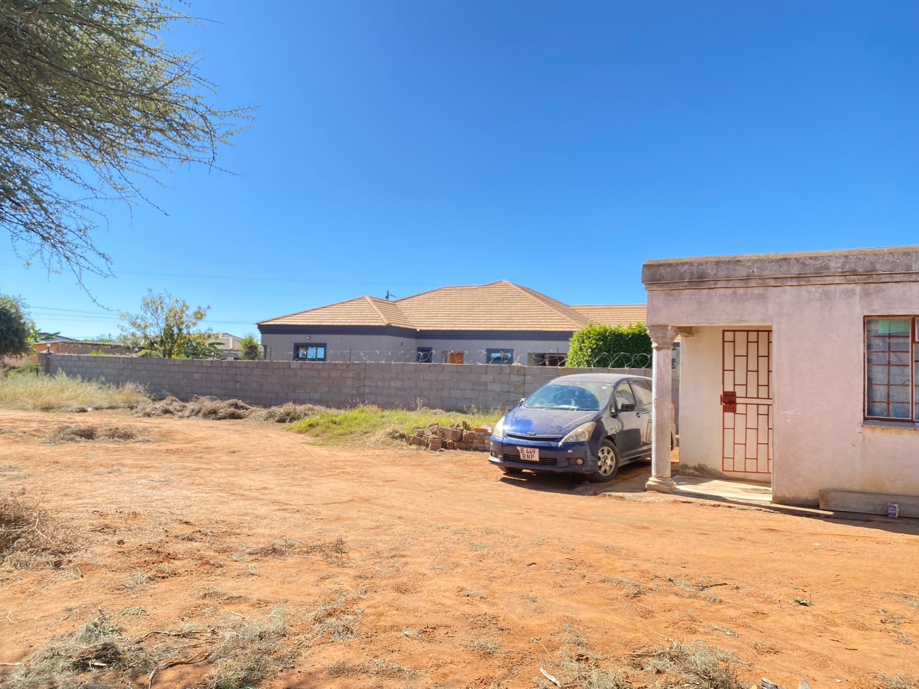 House for sale in Tlokweng, Botswana - 3BO1744525