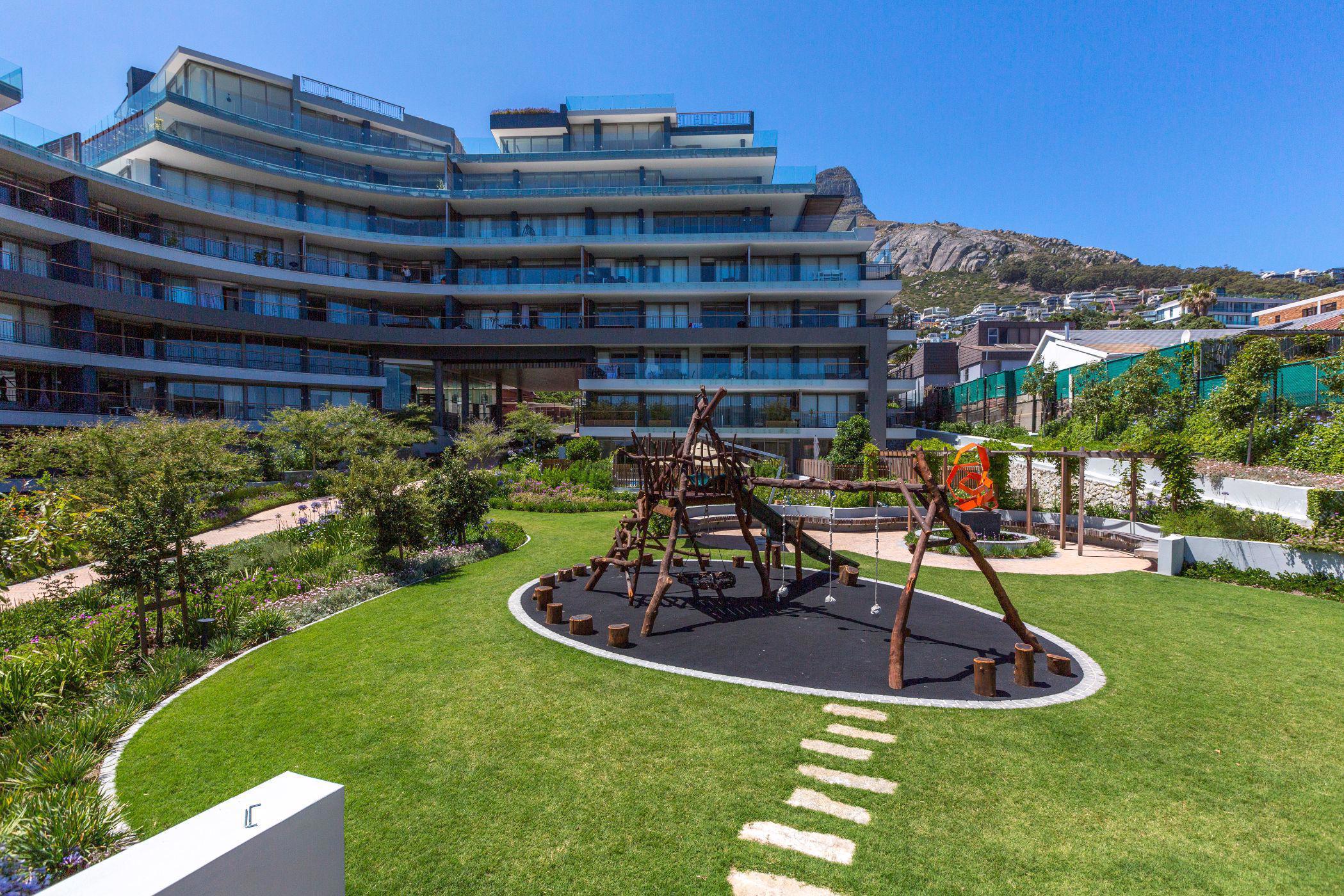 Apartment to rent in Sea Point - ASL1743643