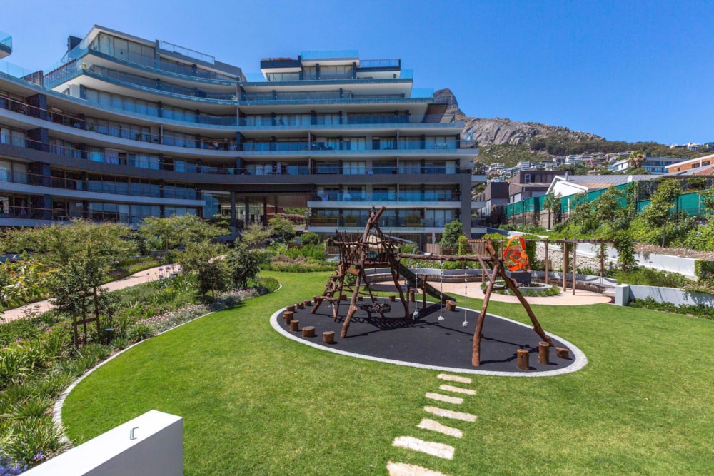 Apartment to rent in Sea Point - ASL1743643