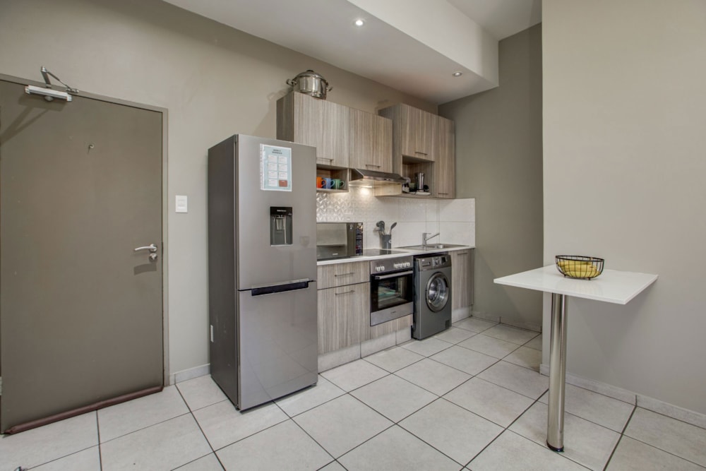 Apartment for sale in Rosebank, Johannesburg - HP1743605