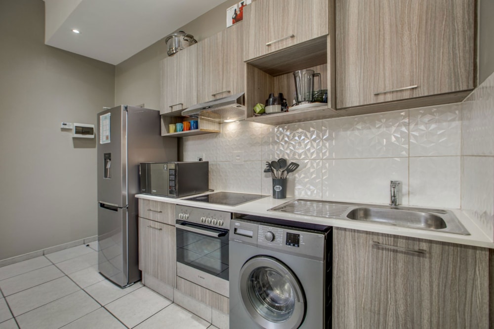 Apartment for sale in Rosebank, Johannesburg - HP1743605 Apartment for sale in Rosebank, Johannesburg - HP1743605