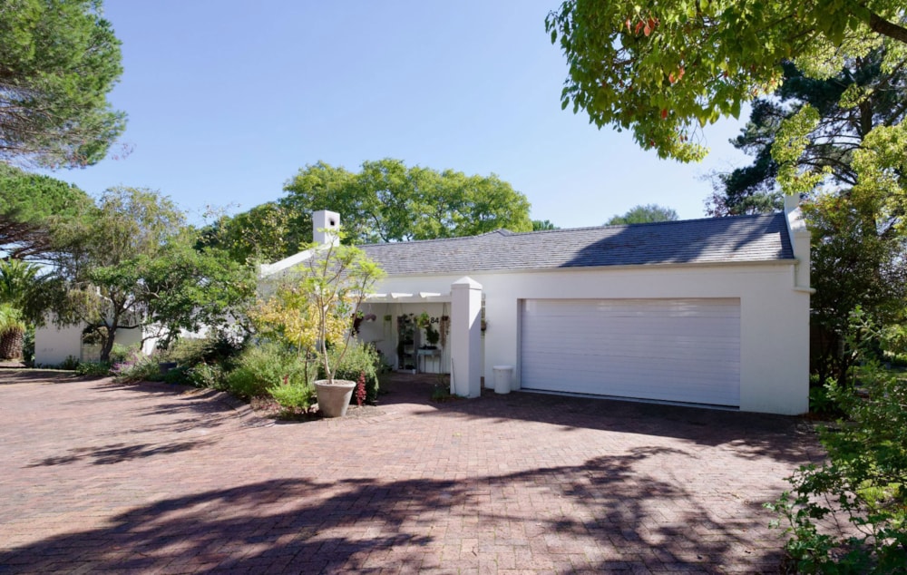 House for sale in Zevenwacht Farm Village, Kuils River - 1KV1744015