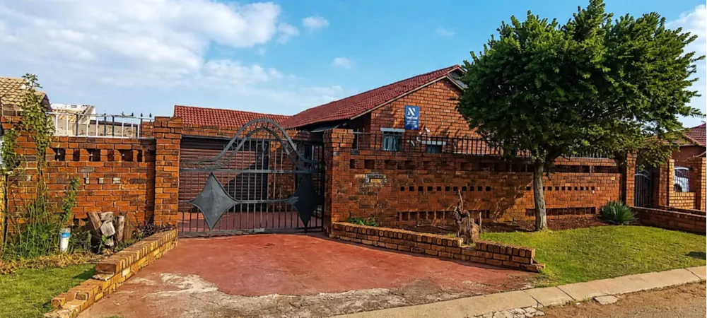 House for sale in Vosloorus - BOK1743611 House for sale in Vosloorus - BOK1743611