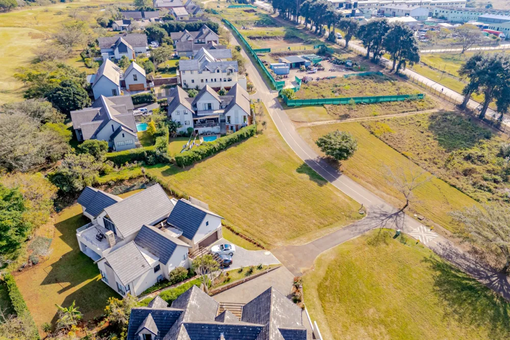 Vacant land for sale in Cotswold Downs Estate - 1KF1743614