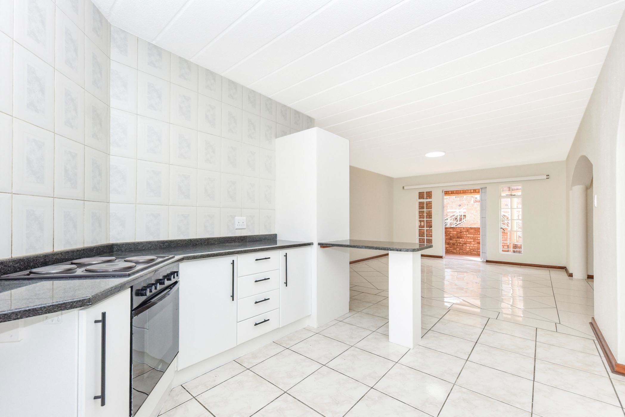 Apartment for sale in North Riding - FW1743998
