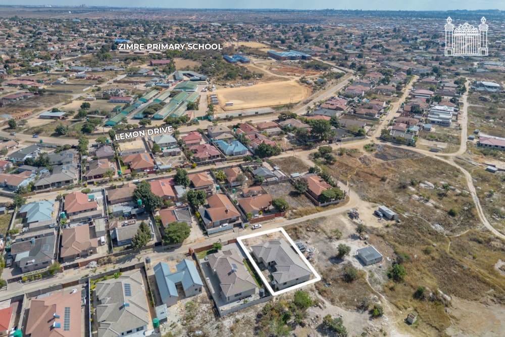 House for sale in Zimre Park, Zimbabwe - 3ZB1743921 House for sale in Zimre Park, Zimbabwe - 3ZB1743921