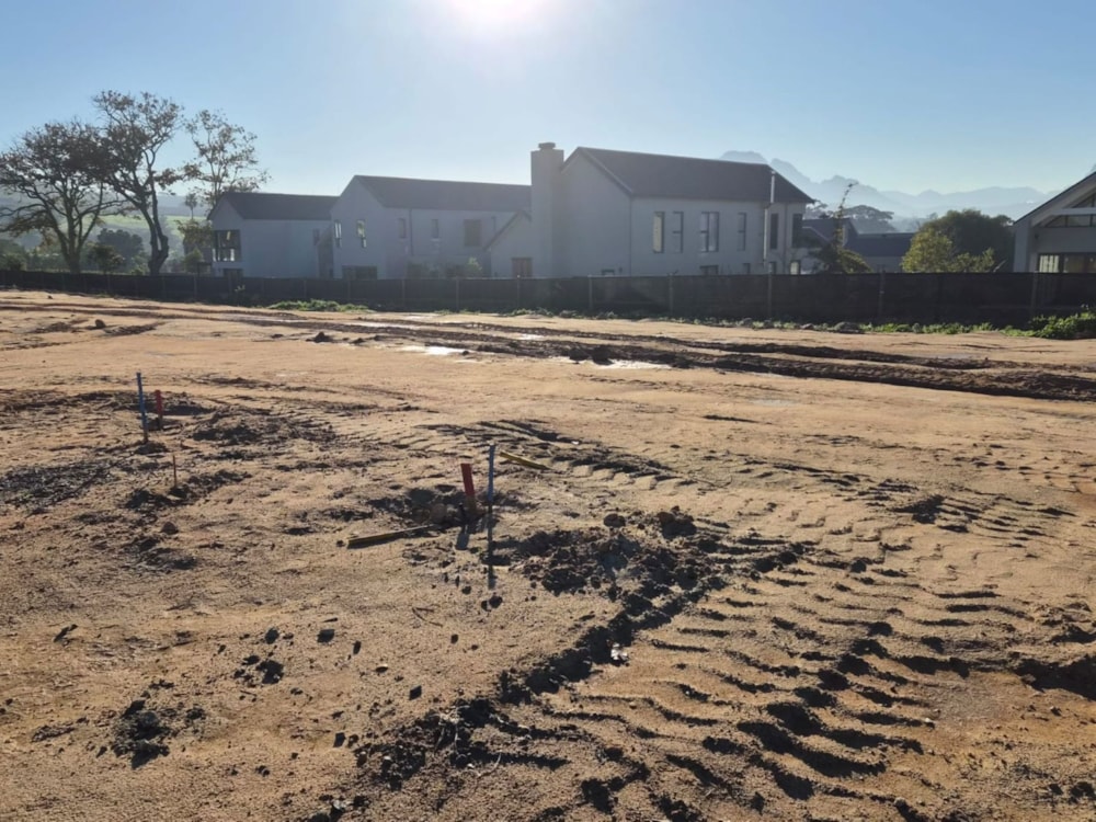 Residential vacant land for sale in Longlands Estate - ST1744338