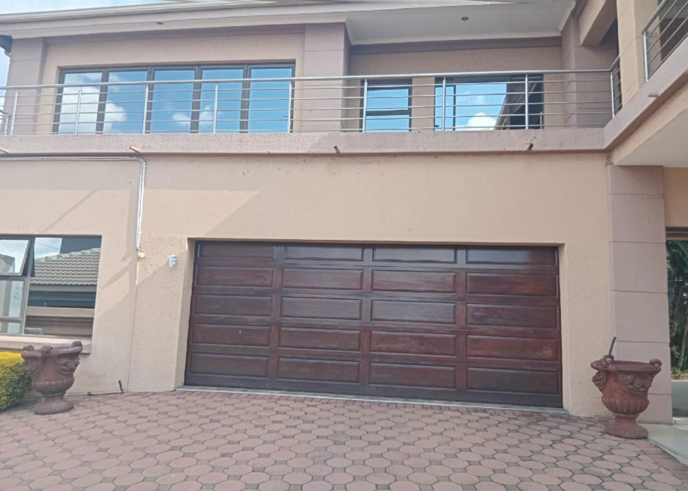 House for sale in Aerorand - 1MD1743762 House for sale in Aerorand - 1MD1743762