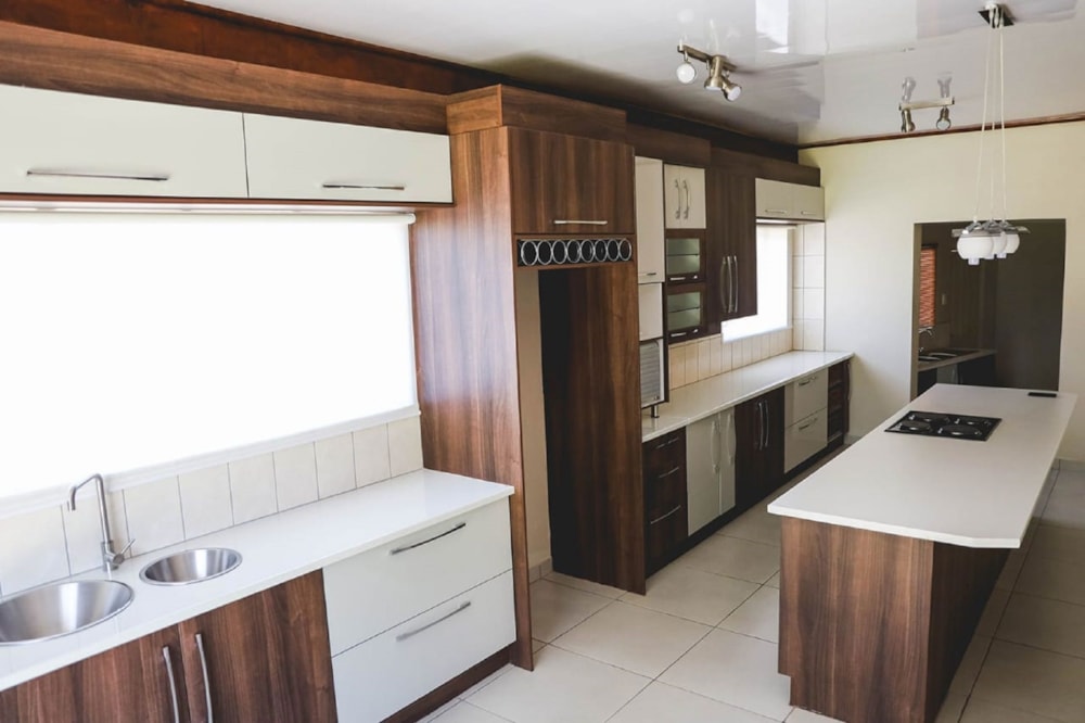 House for sale in Jim Fouche Park - 1WM1743829 House for sale in Jim Fouche Park - 1WM1743829