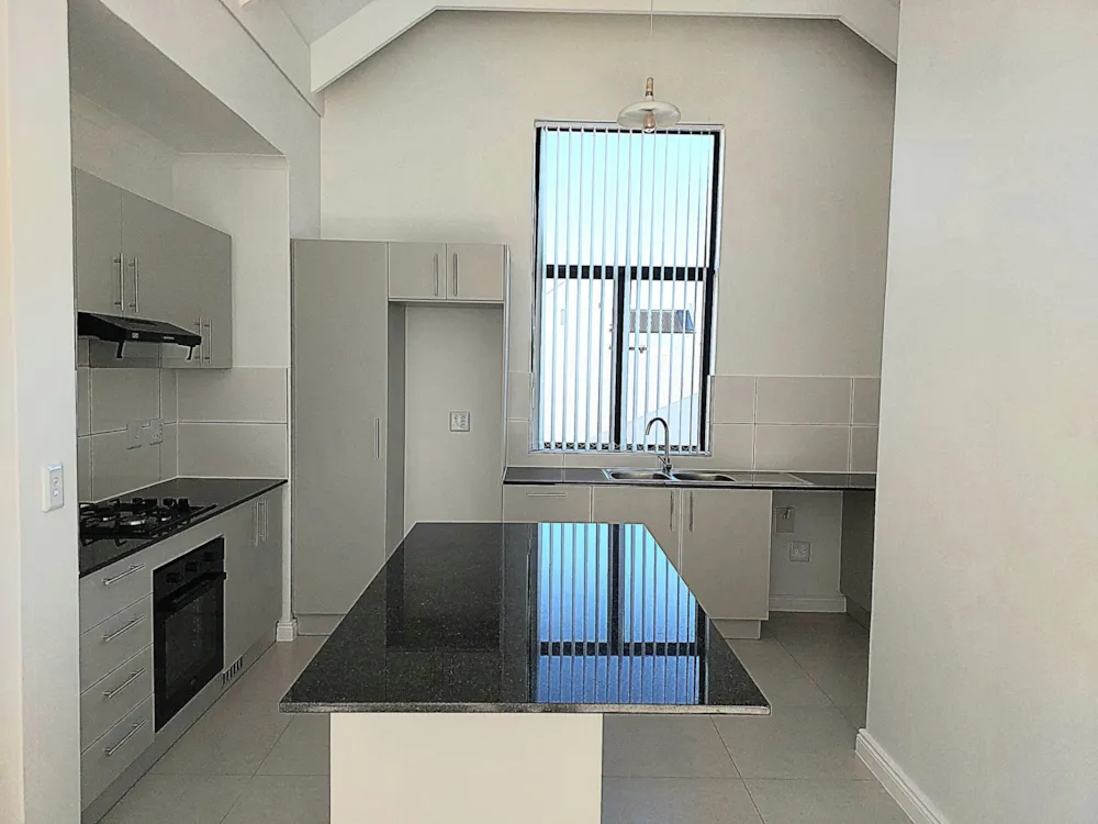 Single-storey retirement home let in Middedorp, Langebaan - LBL1743871