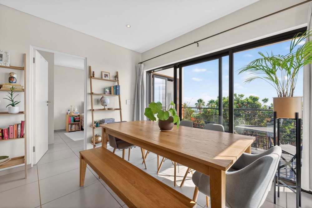 Townhouse for sale in Green Point, Cape Town - AS1744436 Townhouse for sale in Green Point, Cape Town - AS1744436