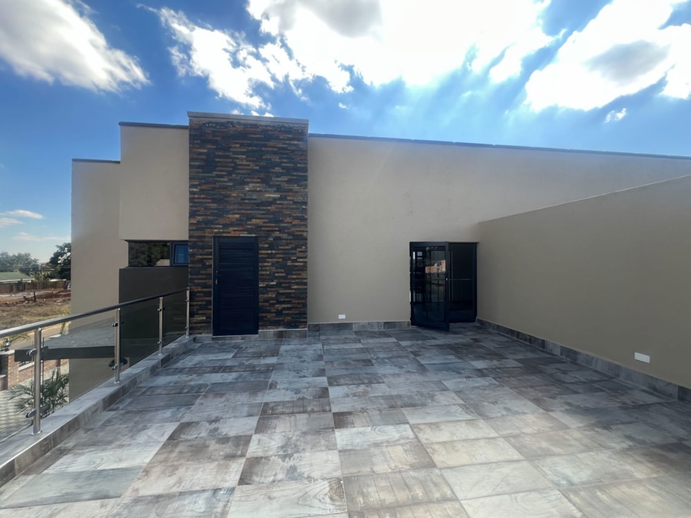 House to rent in Borrowdale, Zimbabwe - 3ZB1743905