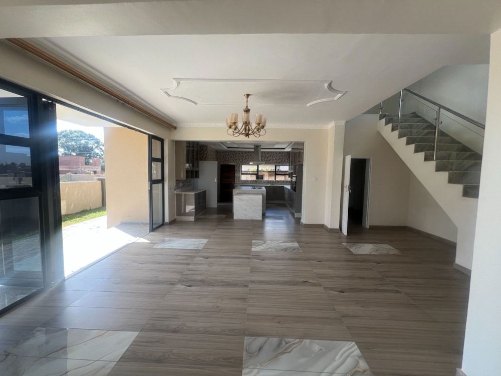House to rent in Borrowdale, Zimbabwe - 3ZB1743905
