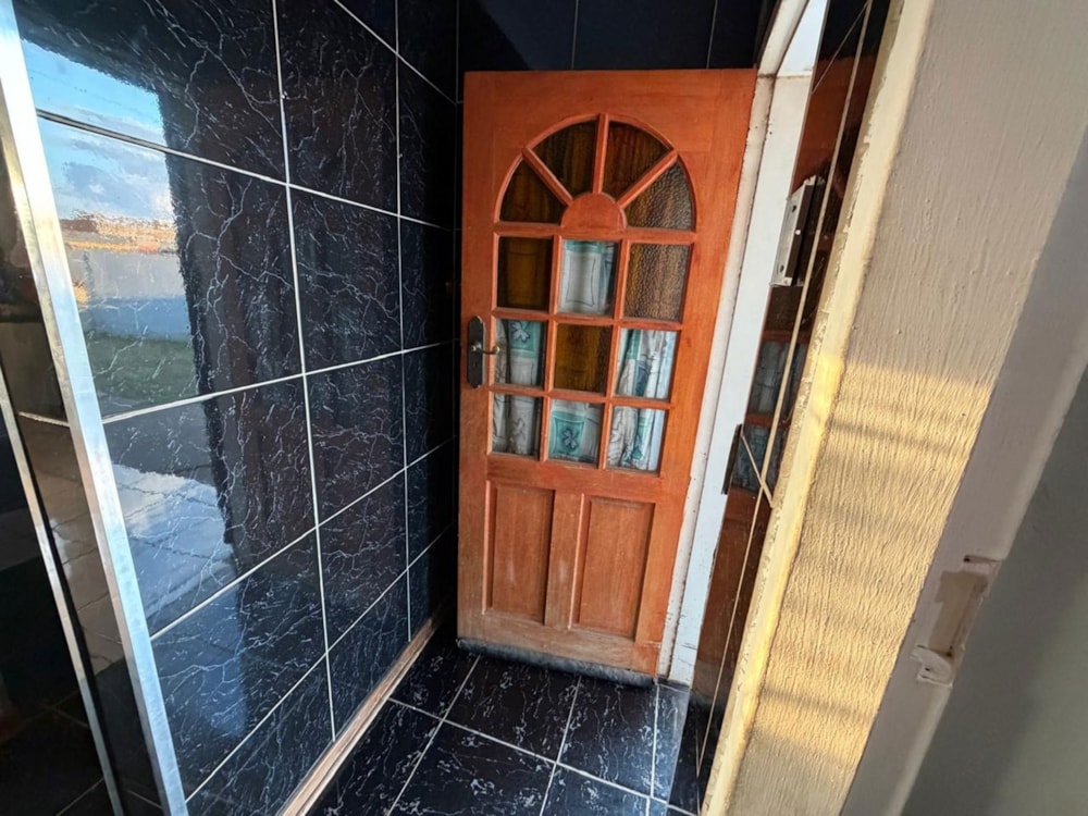 House for sale in Roodepan - 1KJ1743932