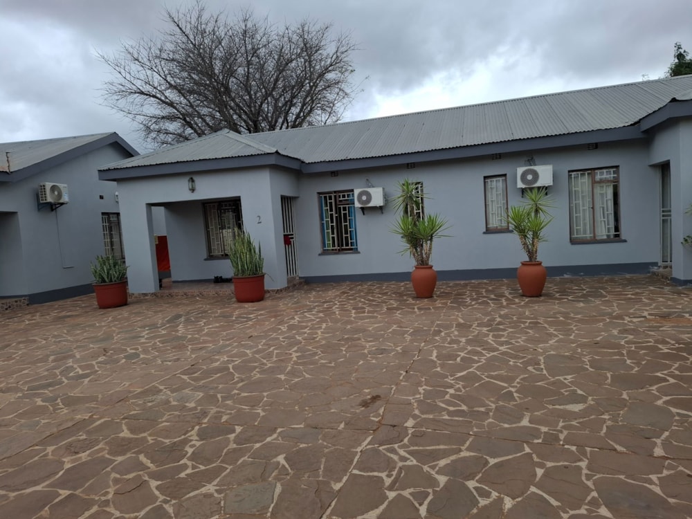 Multi-storey apartment for sale in Palapye, Botswana - 3BO1743933
